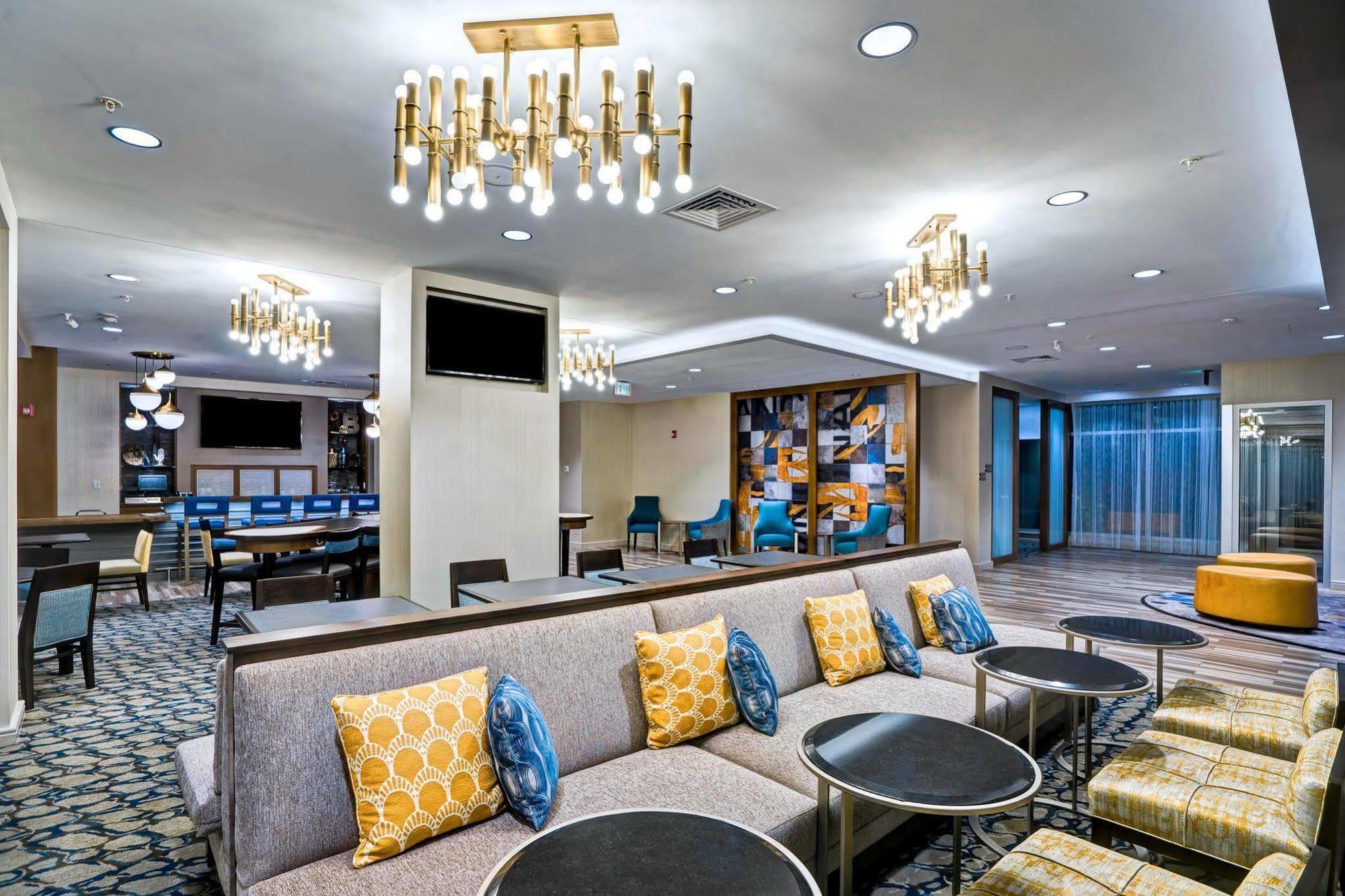 Courtyard By Marriott Boston Westborough Hotel Exterior photo