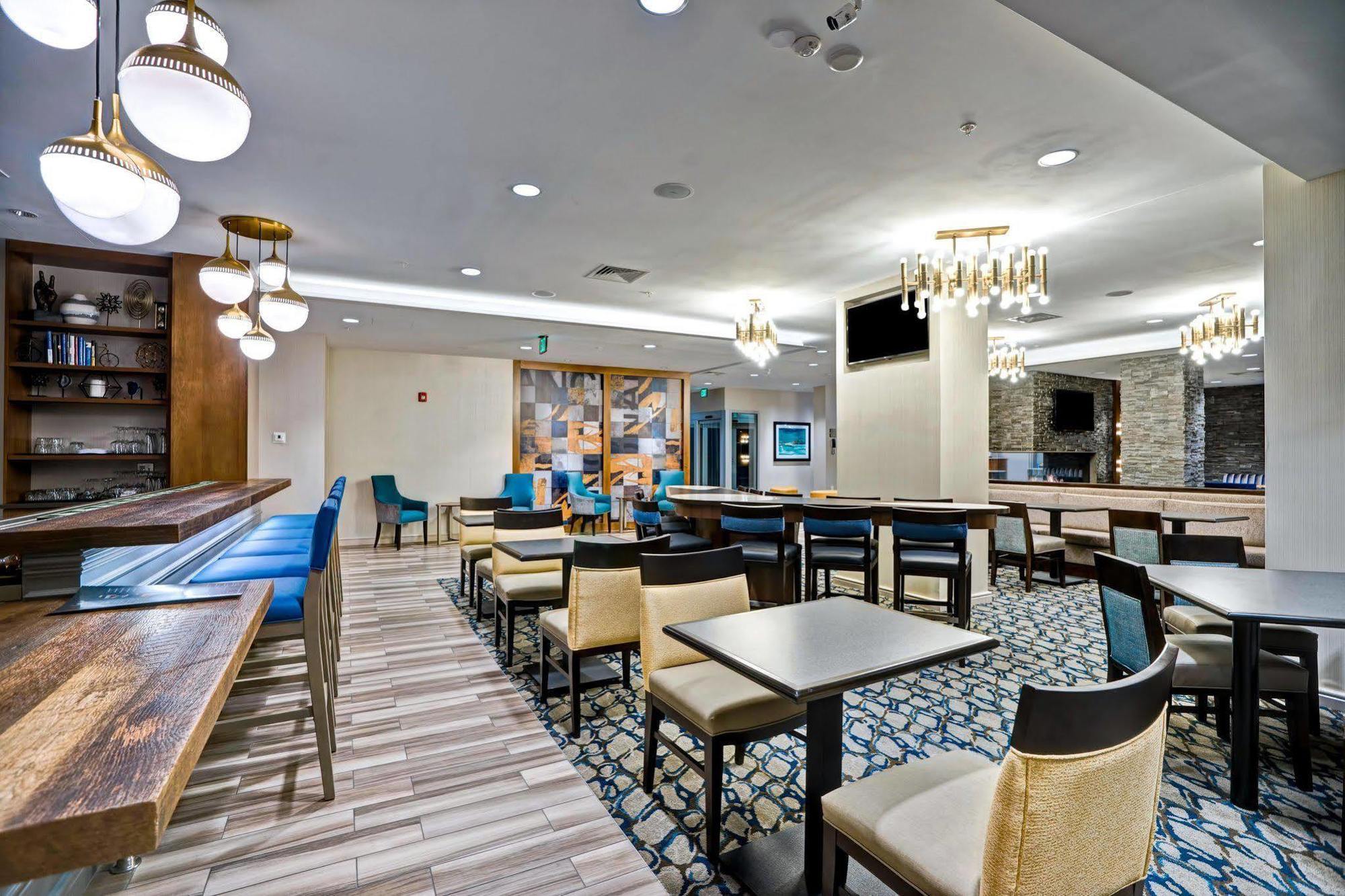 Courtyard By Marriott Boston Westborough Hotel Exterior photo