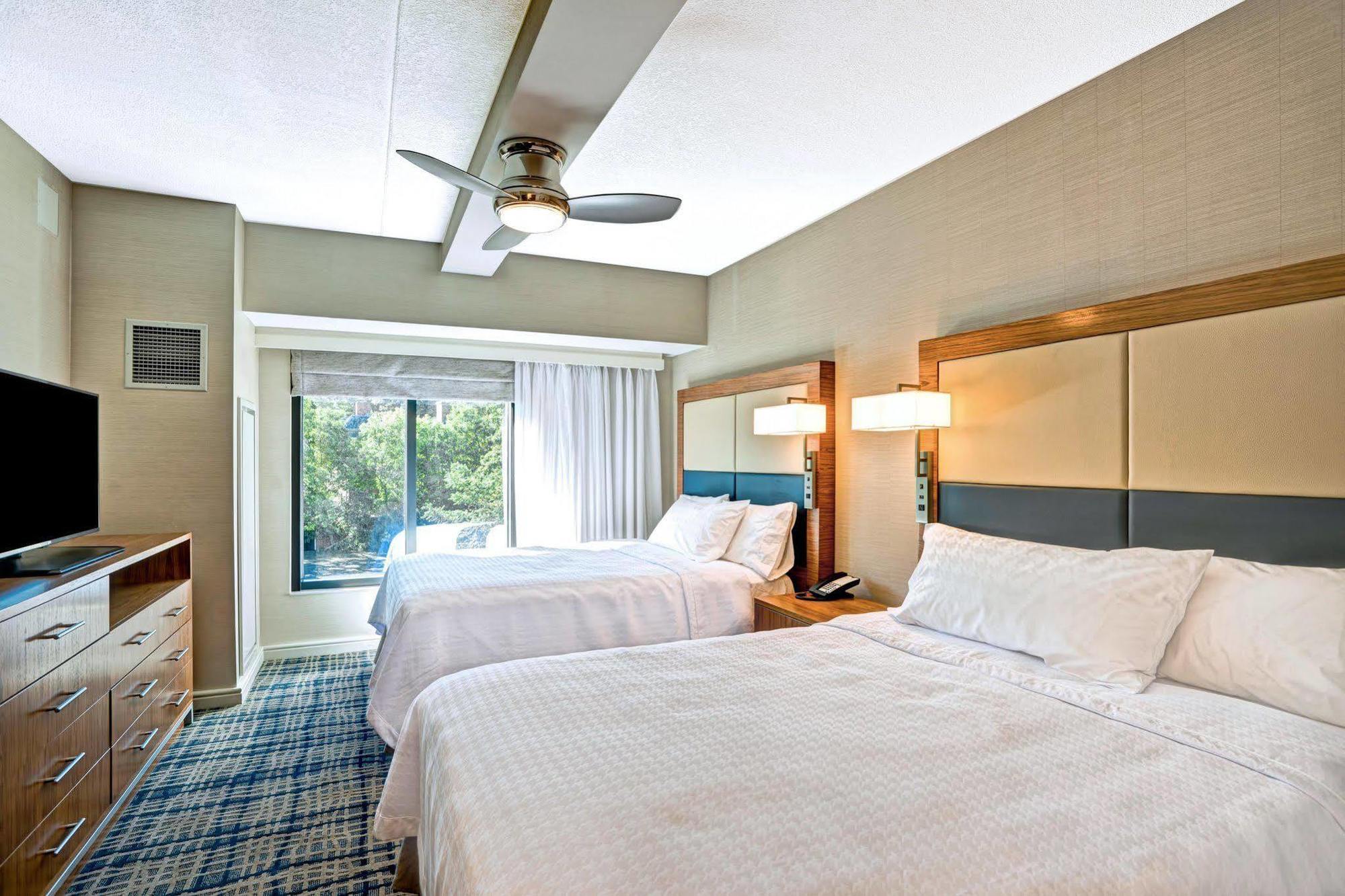 Courtyard By Marriott Boston Westborough Hotel Exterior photo